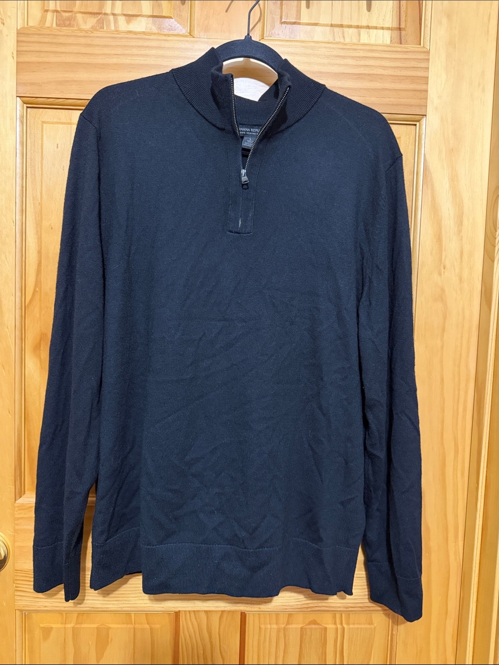 Banana Republic Men's Black Merino Wool 1/4 Zip-Neck Sweater